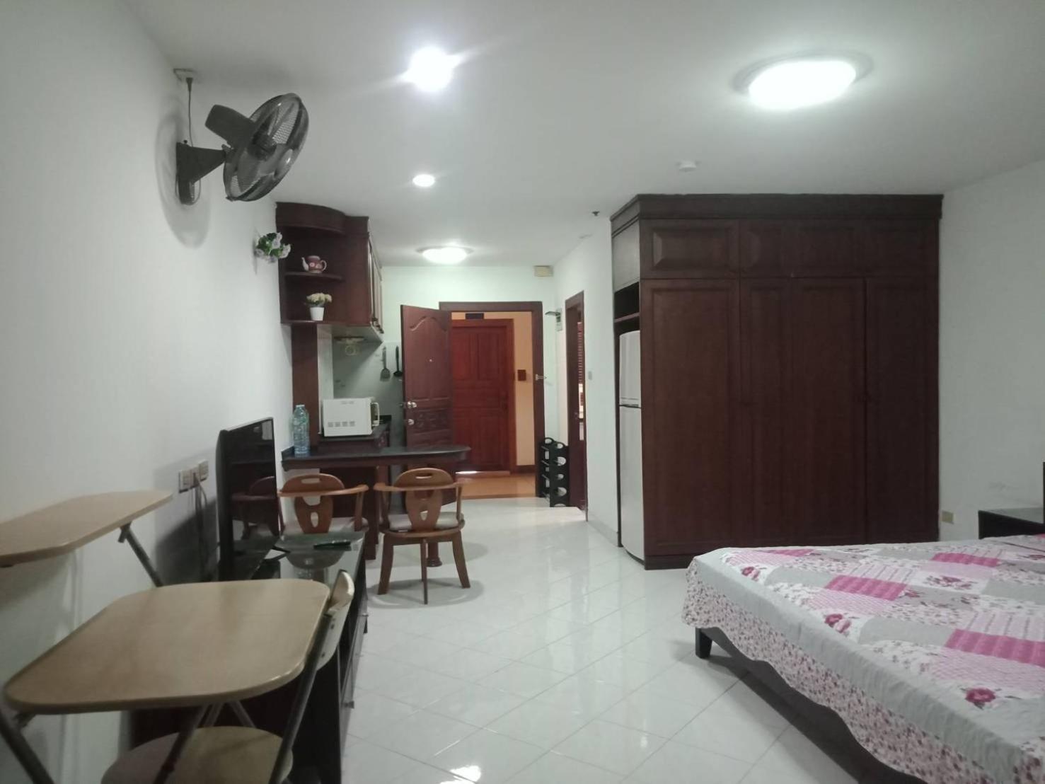 View Talay 2 Suite Apartments Jomtien Beach Esterno foto