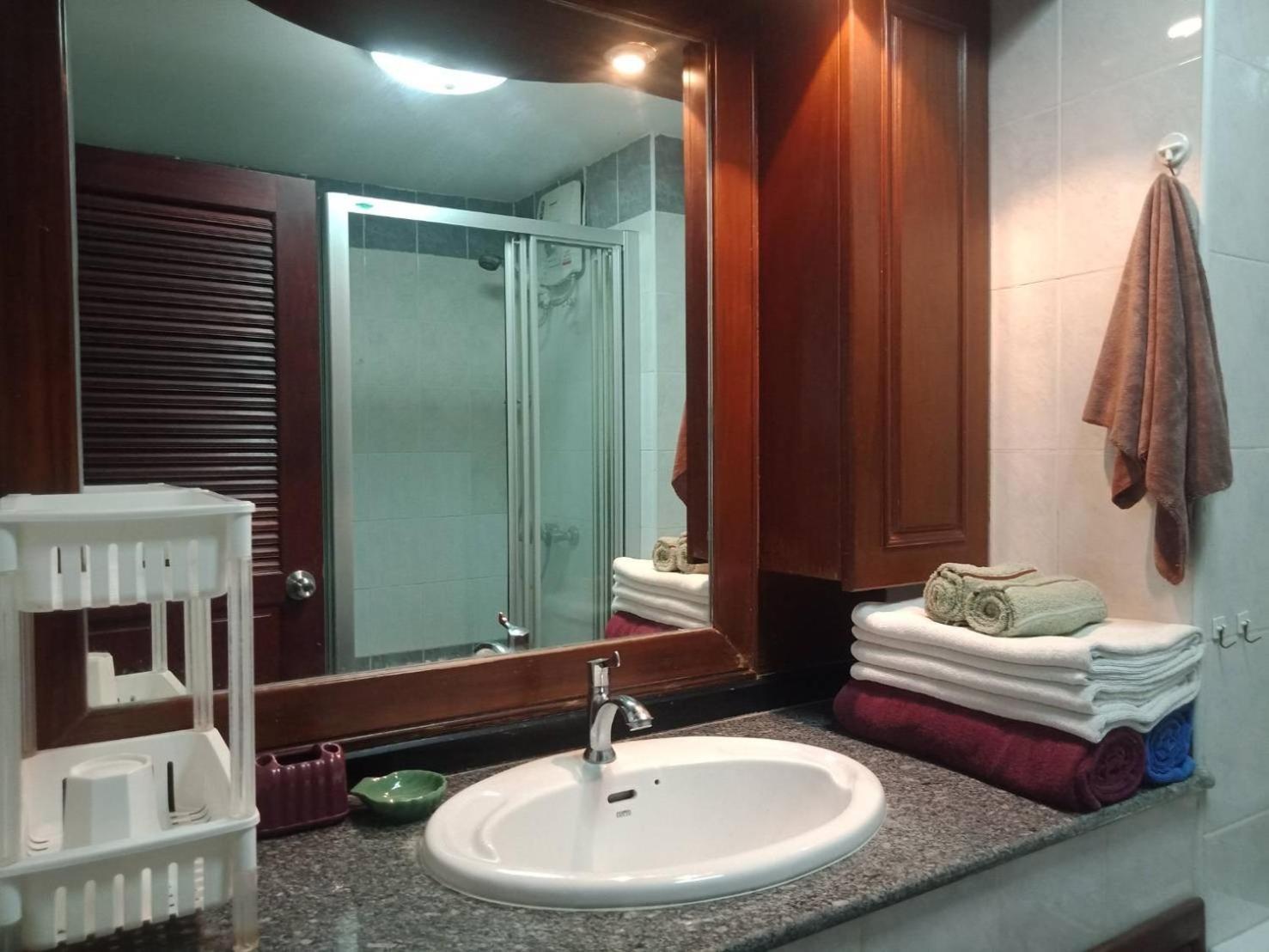View Talay 2 Suite Apartments Jomtien Beach Esterno foto